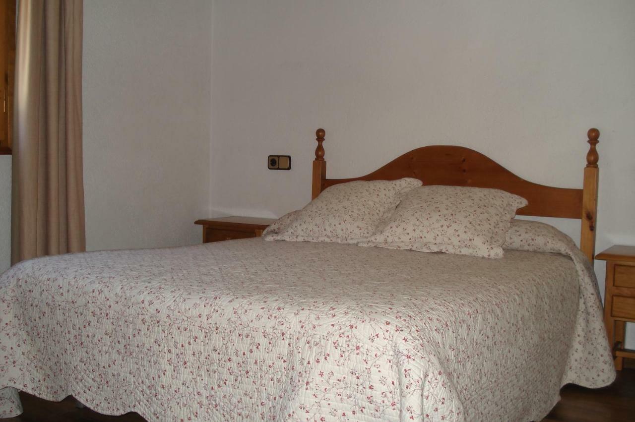 Apartaments Pont Romanic Espot Exteriér fotografie